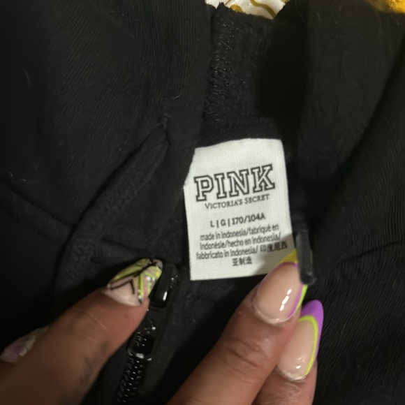 PINK Black hoodie , 2 front pocket, back design, zips- large - Picture 4 of 4